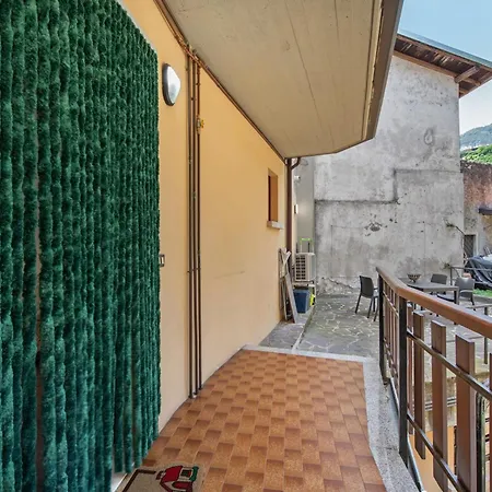 Lejlighed Madernina In The Heart Of Town Toscolano Maderno